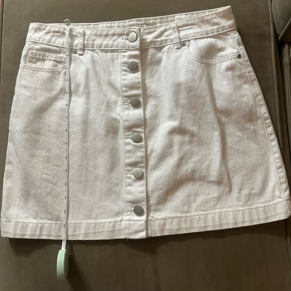 FOREVER 21 LADIES SKIRT - Picture 4 of 8